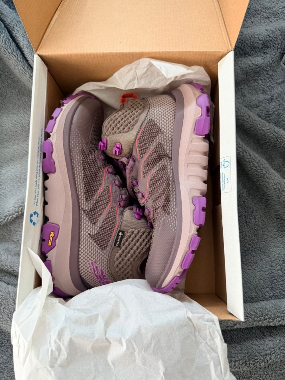 HOKA Women's Toa GTX Hiking Boots, Size 7 - New in Box (Waterproof Gore-Tex)
